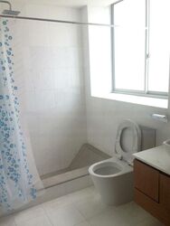 The Lakeshore (D22), Condominium #452107311